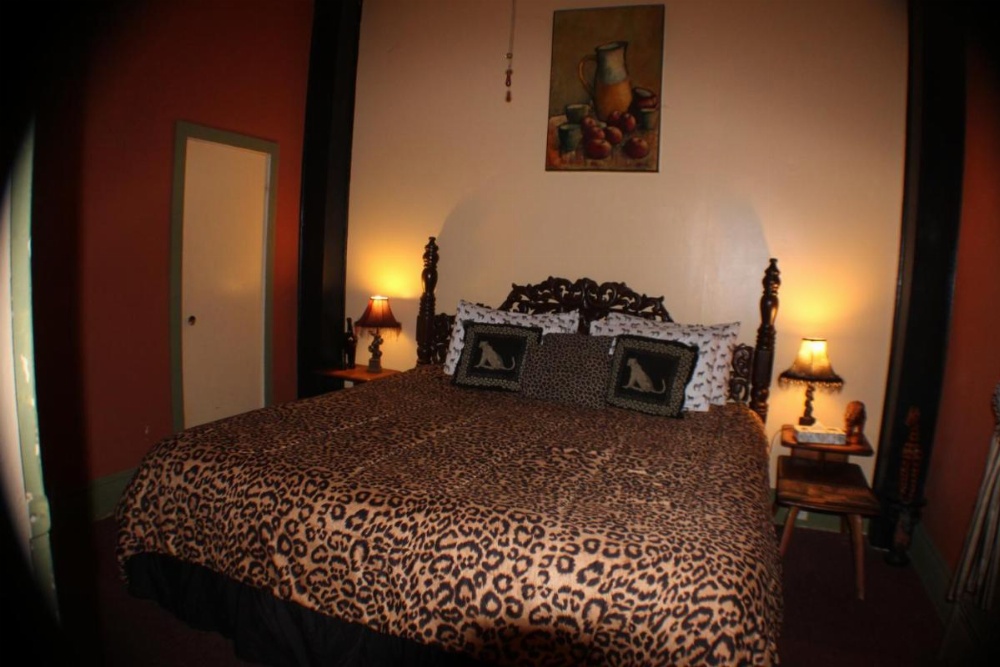 Room image 2